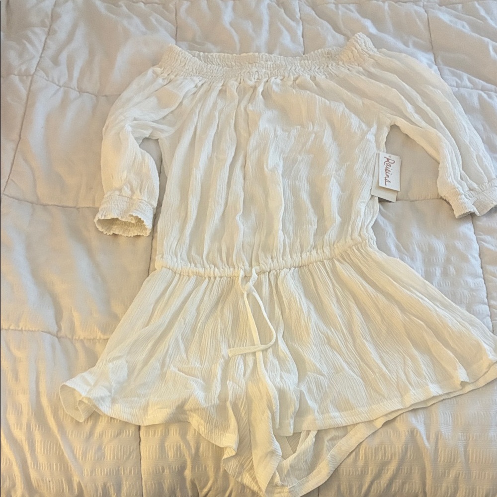 Raisins White Off-Shoulder Romper